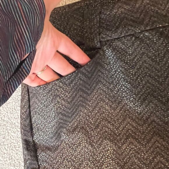 NWT! Torrid - Chevron Ponte Pant. Size 24. - Picture 2 of 5